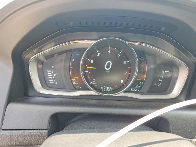 2016 Volvo Xc60 VIN YV4612RKXG2801571 COPART salvage auction — FRONT END, MA - CERT OF TITLE-RECONSTRCTD COLL, sold $3,100 on 2026-08-06 (photo 9)