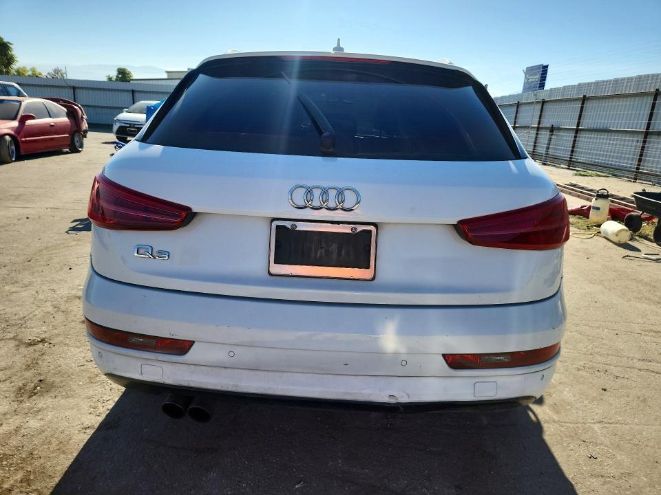 2017 Audi Q3 VIN WA1HCCFS4HR006342 COPART salvage auction — MINOR DENT/SCRATCHES, Ca - Dlr/Dis/Exp Only Salvage Title, sold $500 on 2026-07-31 (photo 6)