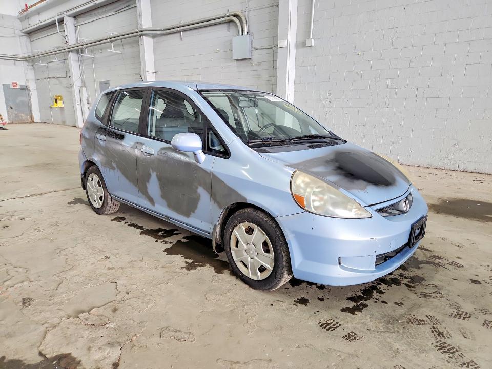 2008 Honda Fit VIN JHMGD38408S052027 COPART salvage auction — REAR END, VA - CERTIFICATE OF TITLE, sold $175 on 2026-07-28 (photo 4)