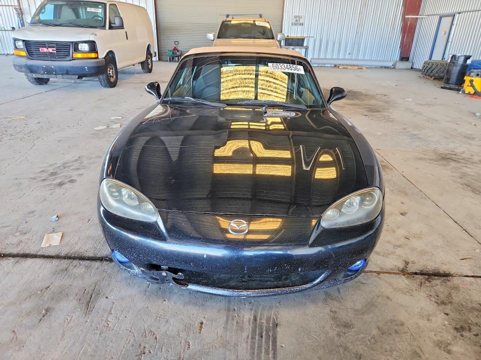 2001 Mazda Mx-5 miata VIN JM1NB353710211945 COPART salvage auction — MINOR DENT/SCRATCHES, Ca - Dis/Dlr/Exp App For Dup Clean, sold $750 on 2026-07-20 (photo 5)