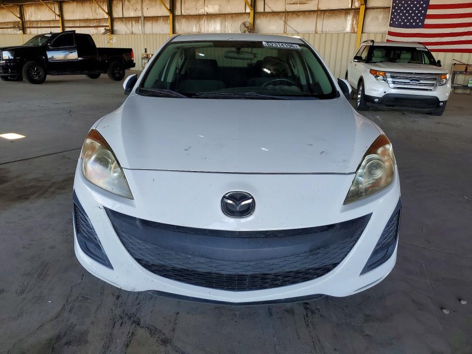 2011 Mazda 3 VIN JM1BL1UG6B1422140 COPART salvage auction — NORMAL WEAR, Az - Certificate Of Title (P), sold $1,200 on 2026-08-01 (photo 5)