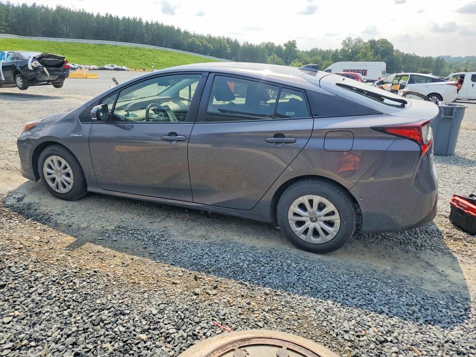 2022 Toyota Prius VIN JTDKAMFU5N3185515 COPART salvage auction — SIDE, Salvage Title, sold $7,600 on 2026-08-20 (photo 2)