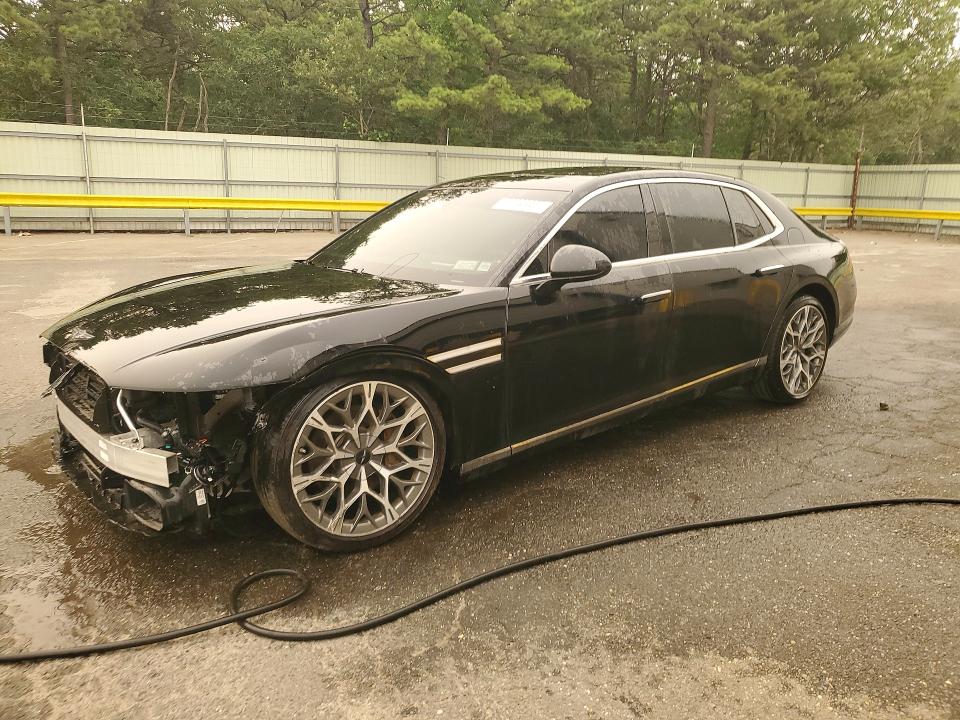 2024 Genesis G90 VIN KMTFC4SDXRU037833 — COPART salvage auction photo