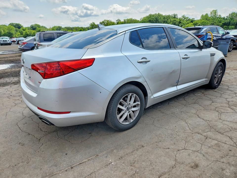 2011 Kia Optima VIN KNAGM4A74B5065152 COPART salvage auction — SIDE, Ct - Cert Of Title-Salvage, sold $450 on 2026-07-28 (photo 3)