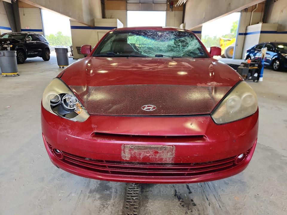 2007 Hyundai Tiburon VIN KMHHN66F57U253137 COPART salvage auction — ROOF, Va - Cert Of Title - Salvage, sold $425 on 2026-07-31 (photo 5)