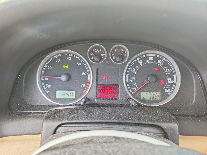 2002 Volkswagen Passat VIN WVWVD63B72E334428 COPART salvage auction — SIDE, Co - Public - Salvage Title, sold $550 on 2026-08-04 (photo 9)