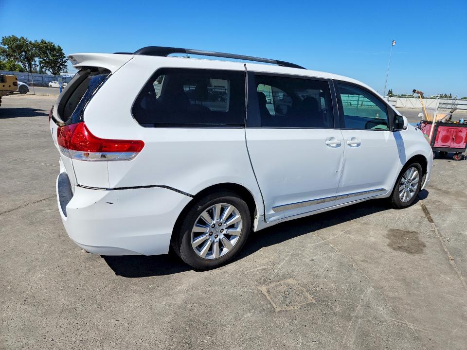 2013 Toyota Sienna VIN 5TDJK3DC3DS050866 COPART salvage auction — REAR END, CA - SALVAGE CERTIFICATE, sold $1,550 on 2026-07-27 (photo 3)