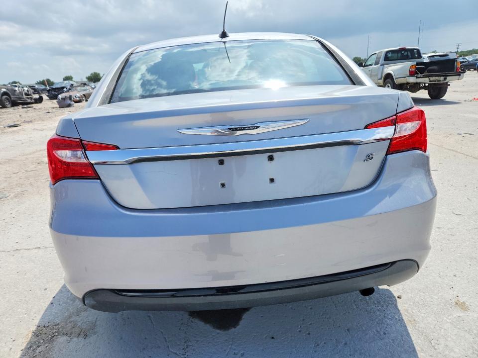 2014 Chrysler 200 VIN 1C3CCBBB8EN107617 COPART salvage auction — MINOR DENT/SCRATCHES, La - Permit To Sell (P), sold $225 on 2026-09-02 (photo 6)