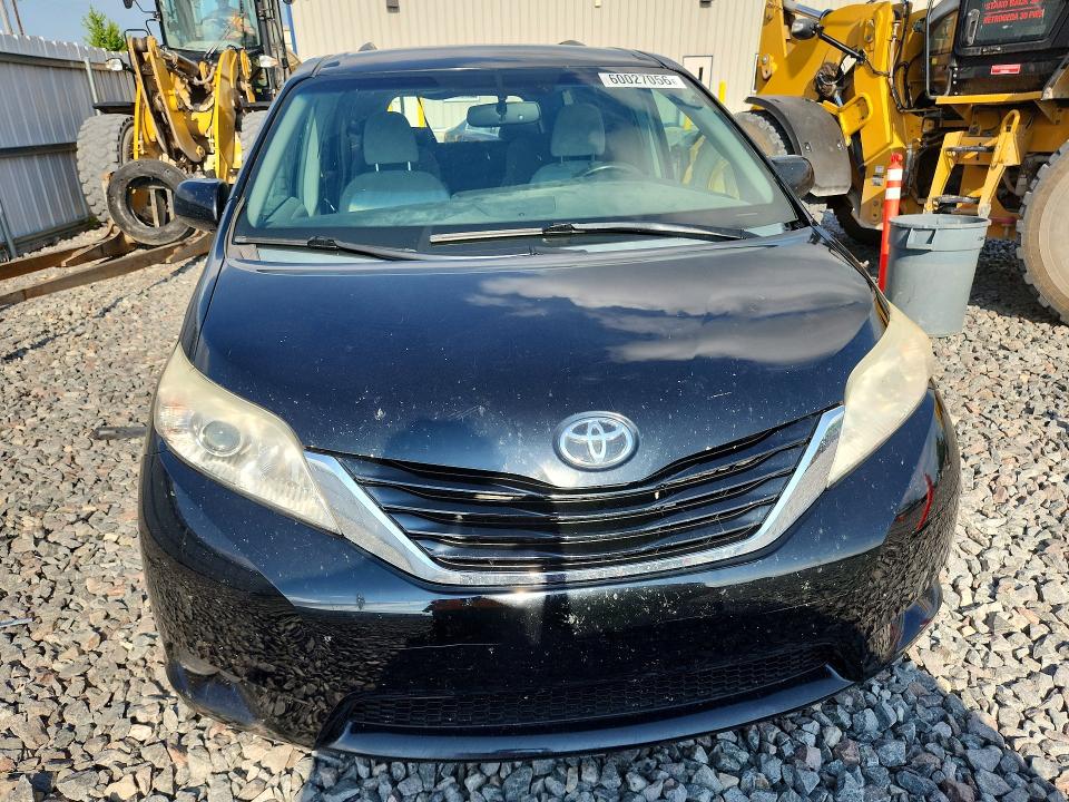 2015 Toyota Sienna VIN 5TDJK3DC1FS097073 COPART salvage auction — REAR END, Wi - Junked Vehicle Bill Of Sale, sold $1,200 on 2026-07-20 (photo 5)