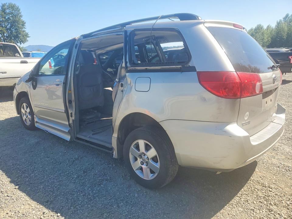 2006 Toyota Sienna VIN 5TDZA23C16S460974 COPART salvage auction — ROLLOVER, WA - BILL OF SALE, sold $350 on 2026-07-27 (photo 2)