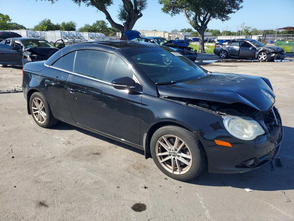 2010 Volkswagen Eos VIN WVWBA7AH7AV019331 COPART salvage auction — FRONT END, Fl - Cert Of Title Slvg Rebuildable, sold $900 on 2026-08-11 (photo 4)