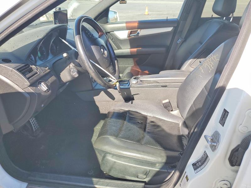 2010 Mercedes-benz C class VIN WDDGF5EB2AR087262 COPART salvage auction — FRONT END, Ca - Dis/Dlr/Exp Only Clean Title, sold $225 on 2026-08-03 (photo 7)
