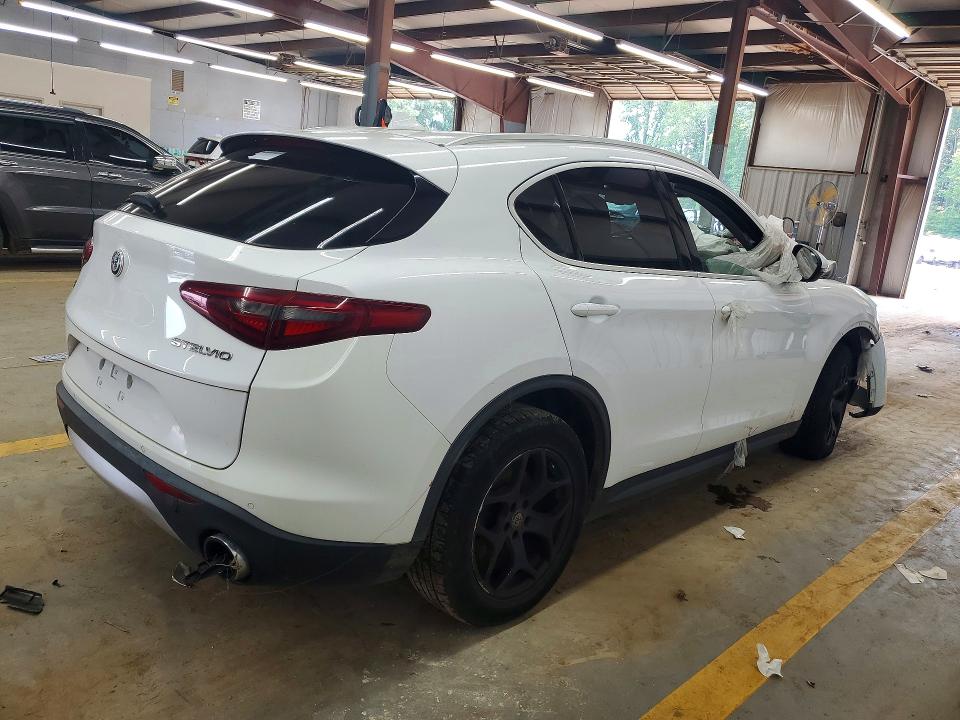 2019 Alfa romeo Stelvio VIN ZASPAKAN3K7C30134 COPART salvage auction — FRAME DAMAGE, Nc - Dlr Only-Clean/Over 25% Damage, sold $3,100 on 2026-08-06 (photo 3)