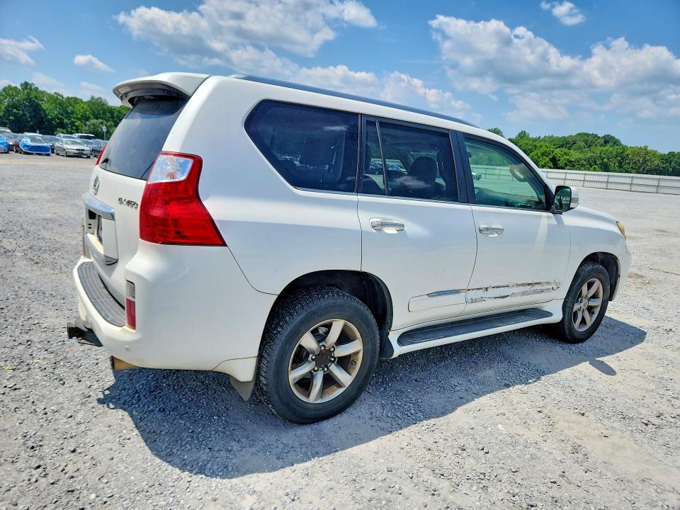 2012 Lexus Gx VIN JTJBM7FX8C5037828 COPART salvage auction — SIDE, Sc - Dealer Only Clean Title, sold $10,400 on 2026-07-21 (photo 3)