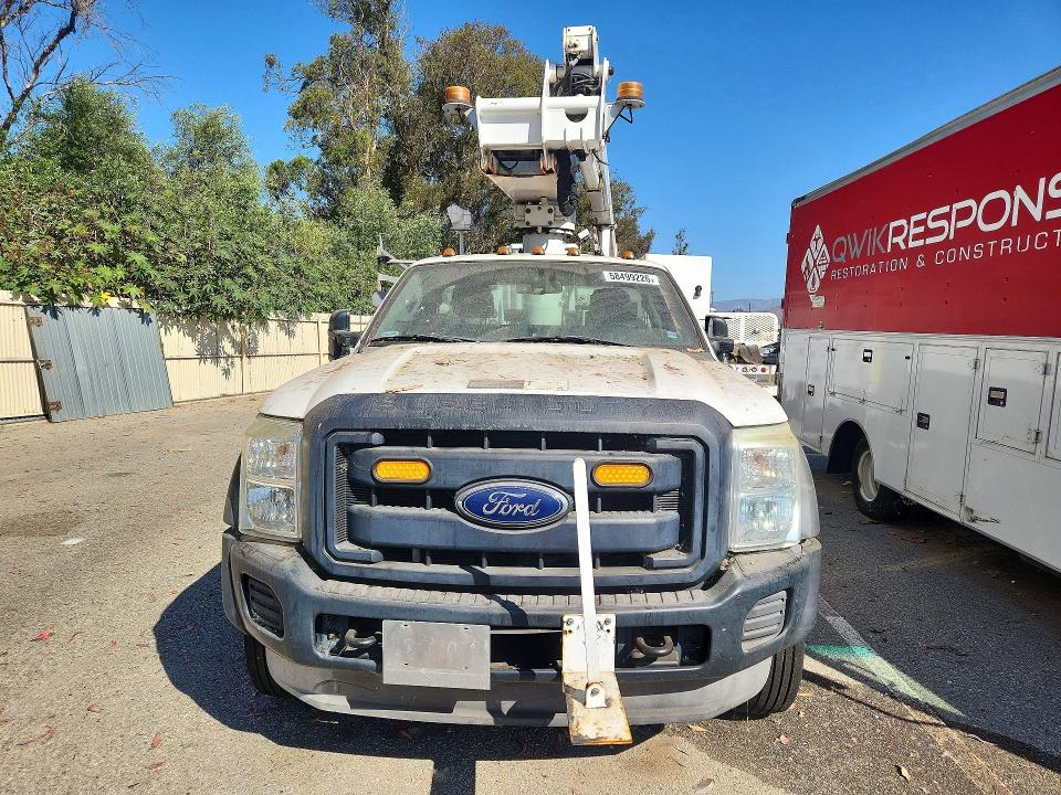 2014 Ford F-450 VIN 1FDUF4GT5EEA94440 COPART salvage auction — MINOR DENT/SCRATCHES, OH - CERTIFICATE OF TITLE, sold $9,700 on 2026-07-27 (photo 5)