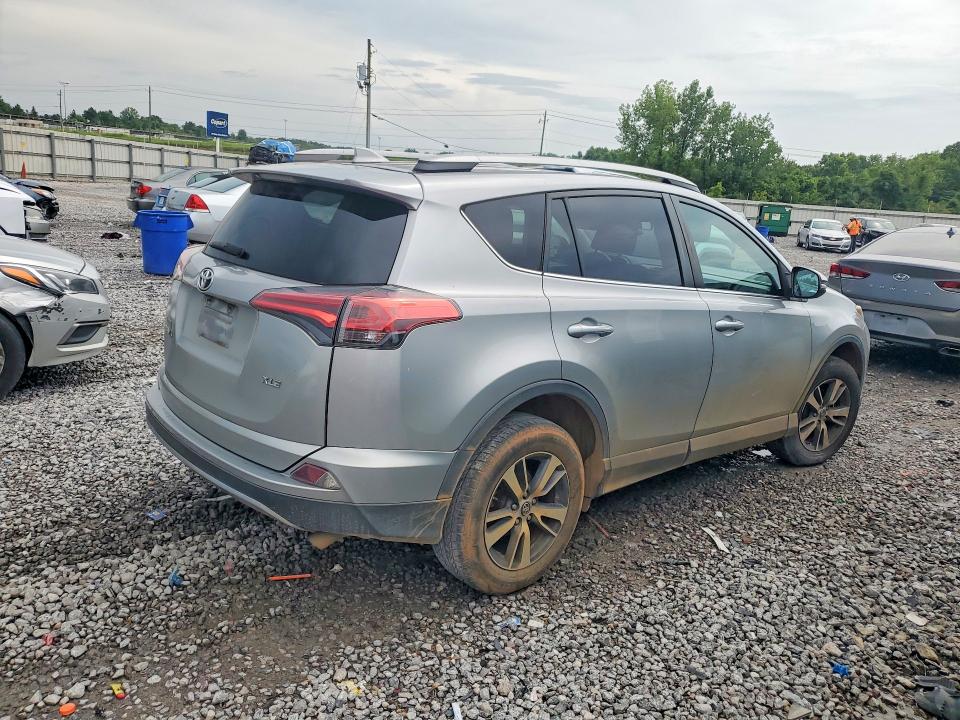 2018 Toyota Rav 4 VIN 2T3WFREV6JW501876 COPART salvage auction — NORMAL WEAR, AL - CERTIFICATE OF TITLE, sold $4,200 on 2026-07-30 (photo 3)