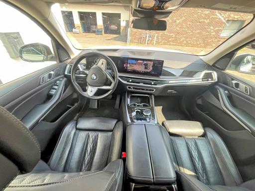 2025 BMW X7 VIN 5UX23EM0XS9X97121 COPART salvage auction — MINOR DENT/SCRATCHES, Salvage Title, sold $33,750 on 2026-07-31 (photo 7)