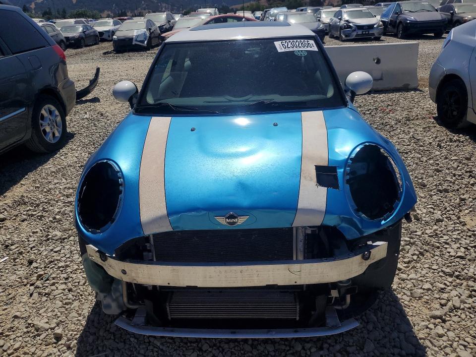 2015 Mini Cooper VIN WMWXM5C58FT942051 COPART salvage auction — FRONT END, Ca - Salvage Certificate, sold $1,800 on 2026-08-18 (photo 5)
