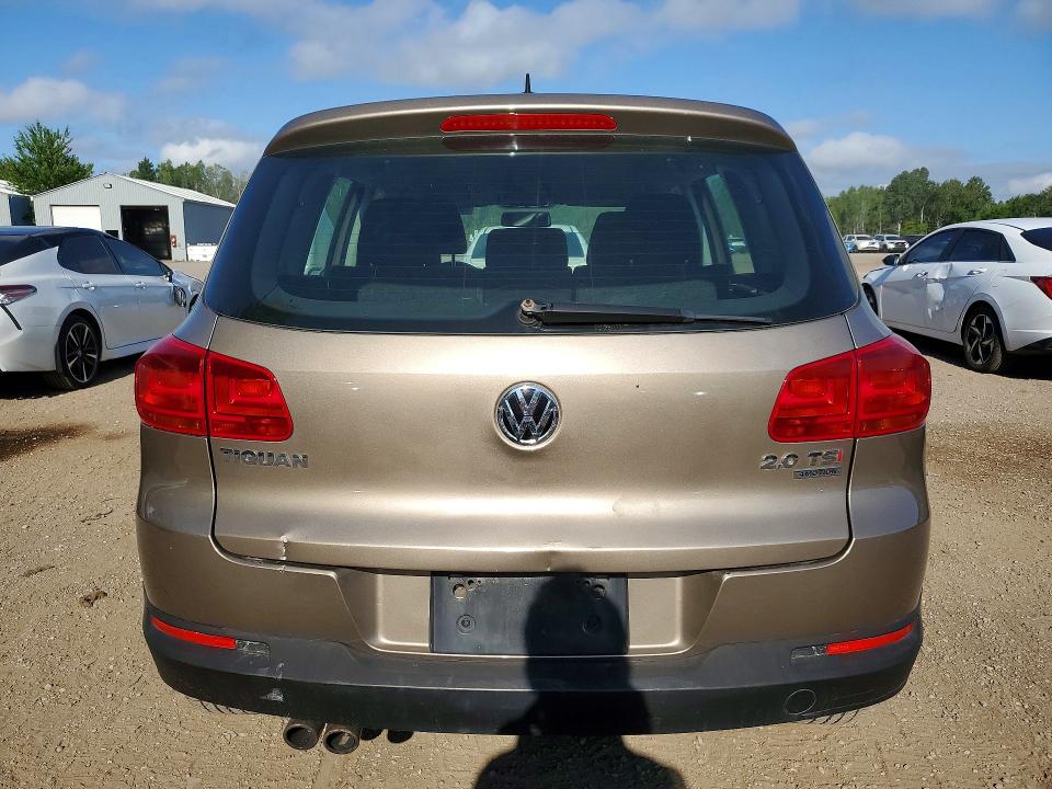 2015 Volkswagen Tiguan VIN WVGJV7AXXFW006464 COPART salvage auction — UNDERCARRIAGE, ON - PERMIT SALVAGE, sold $300 on 2026-07-16 (photo 6)