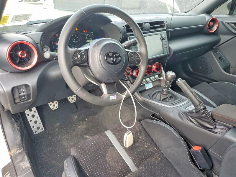2025 Toyota Gr 86 VIN JF1ZNBE18S9752815 COPART salvage auction — FRONT END, Salvage Title, sold $10,100 on 2026-08-24 (photo 8)
