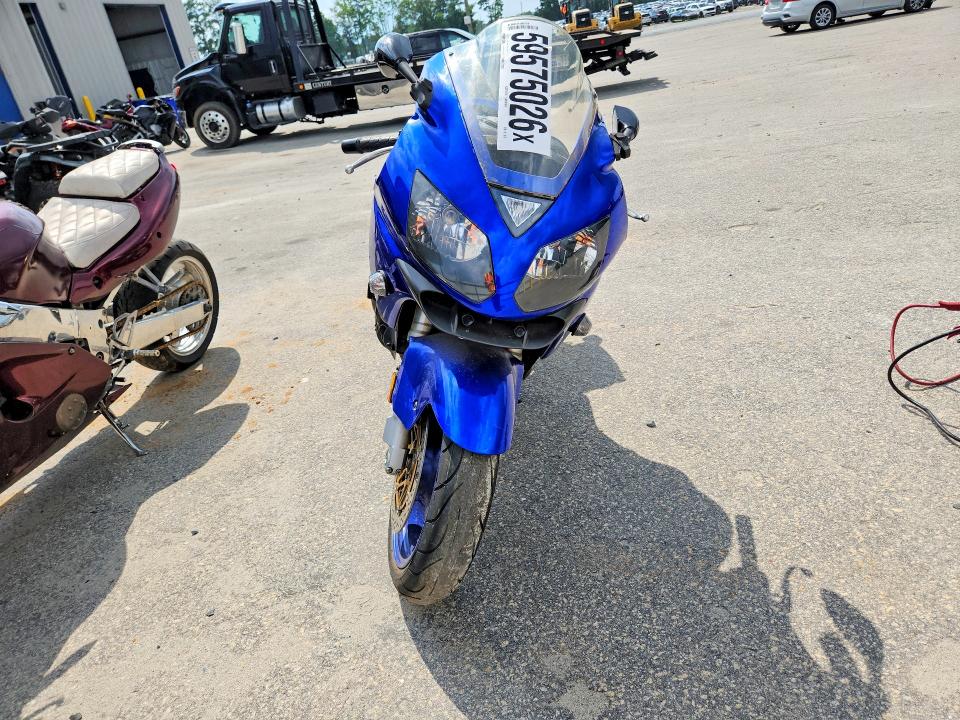 2002 Kawasaki Zx1200 VIN JKAZX9B1X2A001810 COPART salvage auction — MECHANICAL, NC - DEALER ONLY CLEAN TITLE, sold $575 on 2026-07-14 (photo 2)