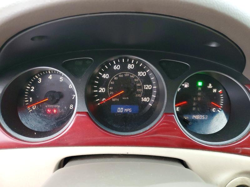 2004 Lexus ES VIN JTHBA30G640021833 COPART salvage auction — SIDE, NY - DEALER ONLY CLEAN TITLE, sold $800 on 2026-07-29 (photo 9)