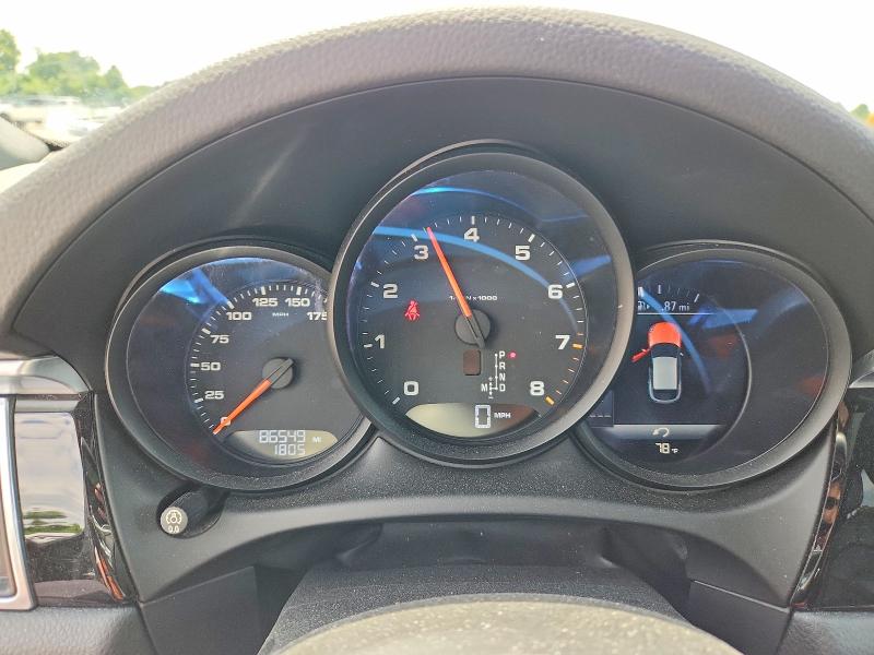 2017 Porsche Macan VIN WP1AA2A58HLB81848 COPART salvage auction — FRONT END, Mo - Certificate Of Title, sold $4,200 on 2026-08-04 (photo 9)