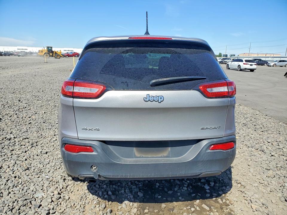 2016 Jeep Cherokee VIN 1C4PJMABXGW343490 COPART salvage auction — FRONT END, Wa - Vehicle Cert Of Ownership-Titl, sold $875 on 2026-07-29 (photo 6)