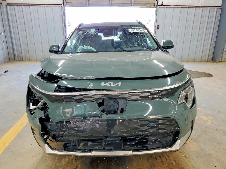 2024 Kia Niro VIN KNDCR3L10R5079985 COPART salvage auction — FRONT END, Fl - Dlr Only Cert Of Destruction (P), sold $4,250 on 2026-07-29 (photo 5)