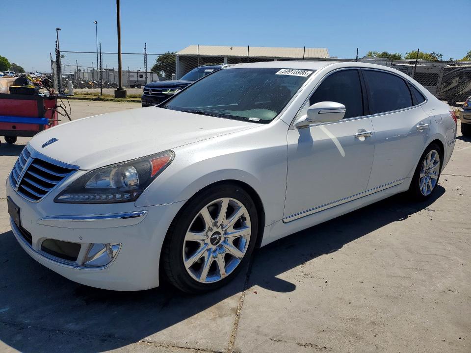 2013 Hyundai Equus VIN KMHGH4JH0DU072409 COPART salvage auction — MINOR DENT/SCRATCHES, Ca - Salvage Certificate, sold $925 on 2026-07-20 (photo 1)