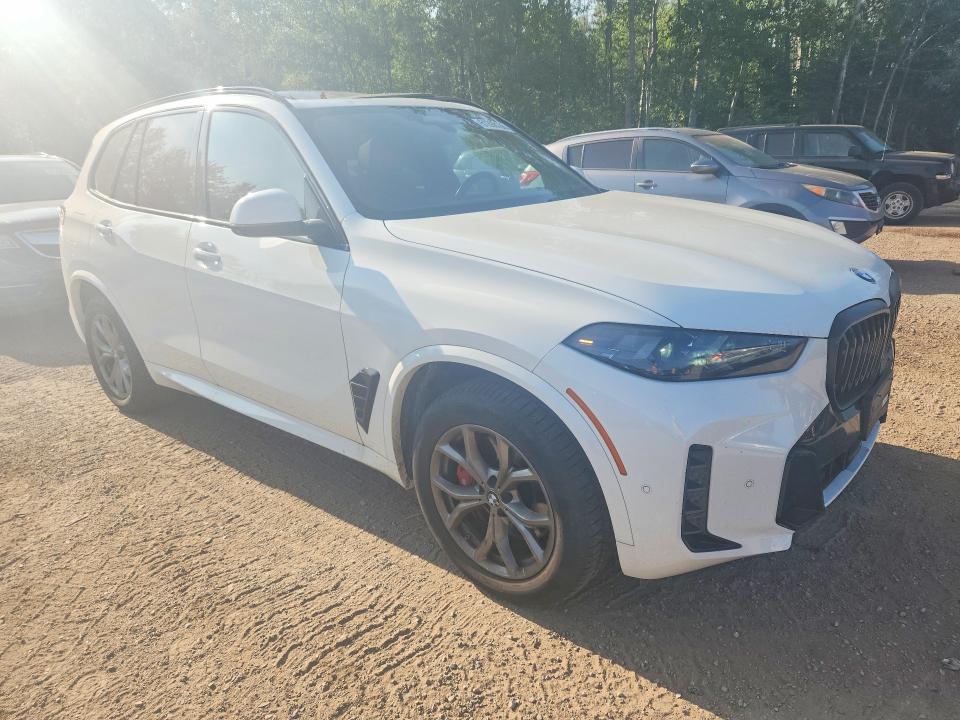 2024 BMW X5 VIN 5UX23EU08R9T16521 COPART salvage auction — ROOF, ON - PERMIT NO BRAND - UNFIT, sold $21,300 on 2026-07-30 (photo 4)