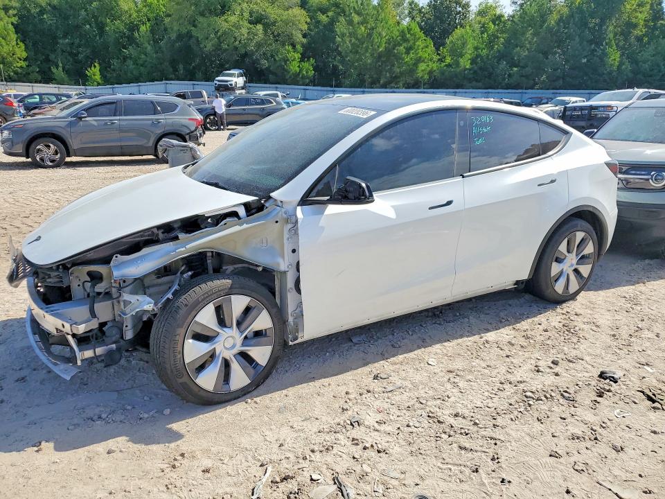 2023 Tesla Model y VIN 7SAYGDEE6PA107625 COPART salvage auction — FRONT END, Salvage Title, sold $6,600 on 2026-07-24 (photo 1)