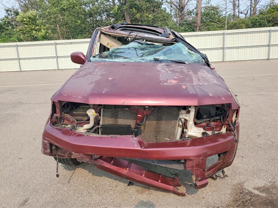 2002 Infiniti Qx4 VIN JNRDR09Y72W253705 COPART salvage auction — ROLLOVER, NY - MV-907A SALVAGE CERTIFICATE, sold $400 on 2026-07-20 (photo 5)