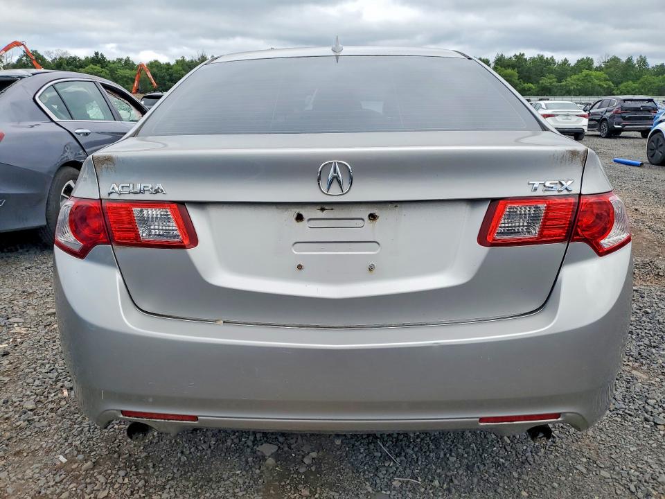 2010 Acura Tsx VIN JH4CU2F60AC036486 COPART salvage auction — MINOR DENT/SCRATCHES, NJ - CERTIFICATE OF TITLE, sold $2,450 on 2026-09-11 (photo 6)