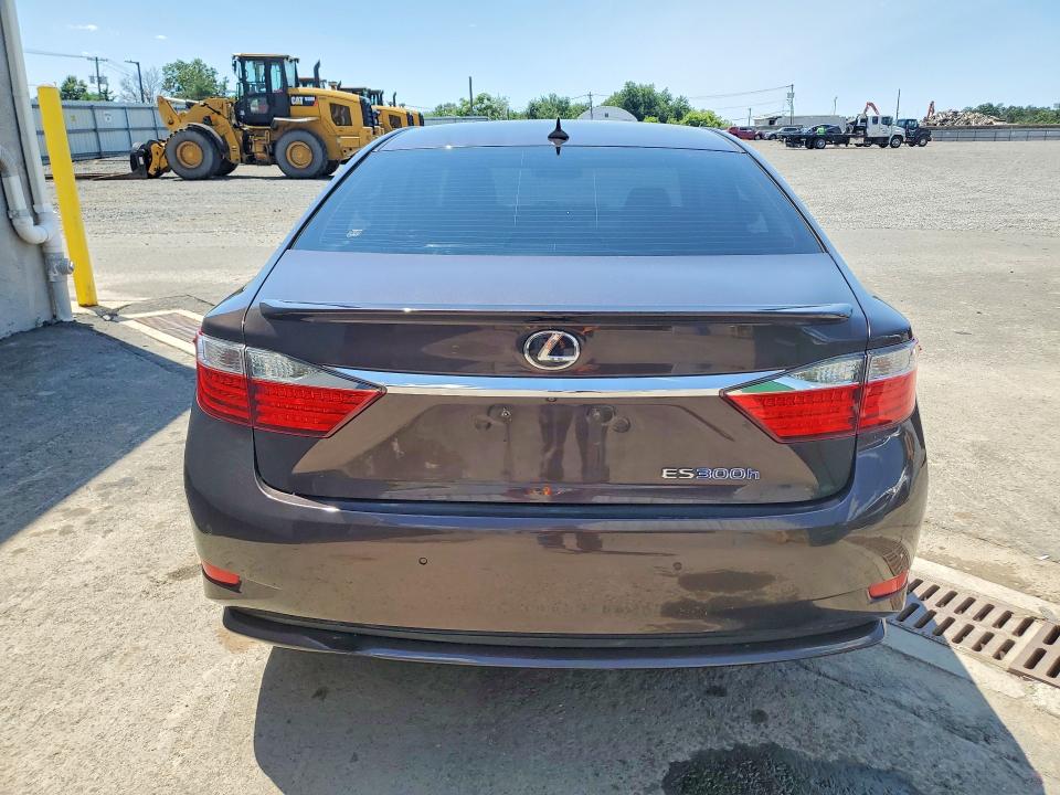 2013 Lexus Es 300h VIN JTHBW1GGXD2004730 COPART salvage auction — MINOR DENT/SCRATCHES, Pa - Cert Of Title, sold $2,250 on 2026-07-31 (photo 6)