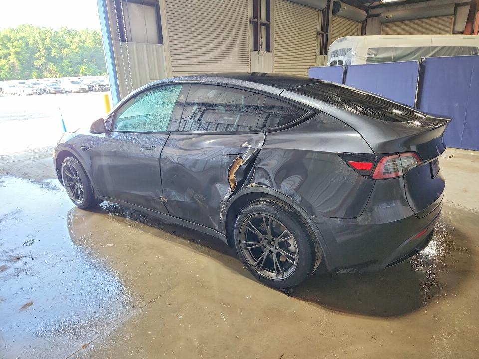 2025 Tesla Model y VIN 7SAYGDEE9SF318510 COPART salvage auction — SIDE, Pa - Cert Of Title, sold $16,800 on 2026-07-30 (photo 2)