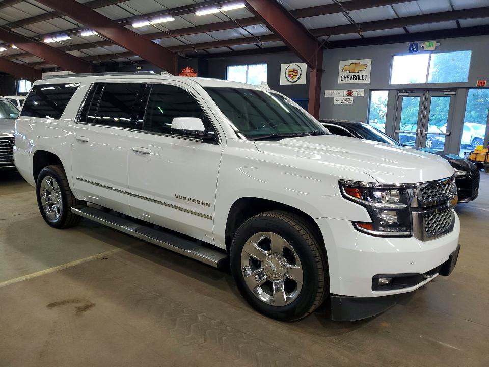 2017 Chevrolet Suburban VIN 1GNSKHKC1HR339034 COPART salvage auction — MINOR DENT/SCRATCHES, MA - CERTIFICATE OF TITLE (P), sold $5,200 on 2026-07-10 (photo 4)