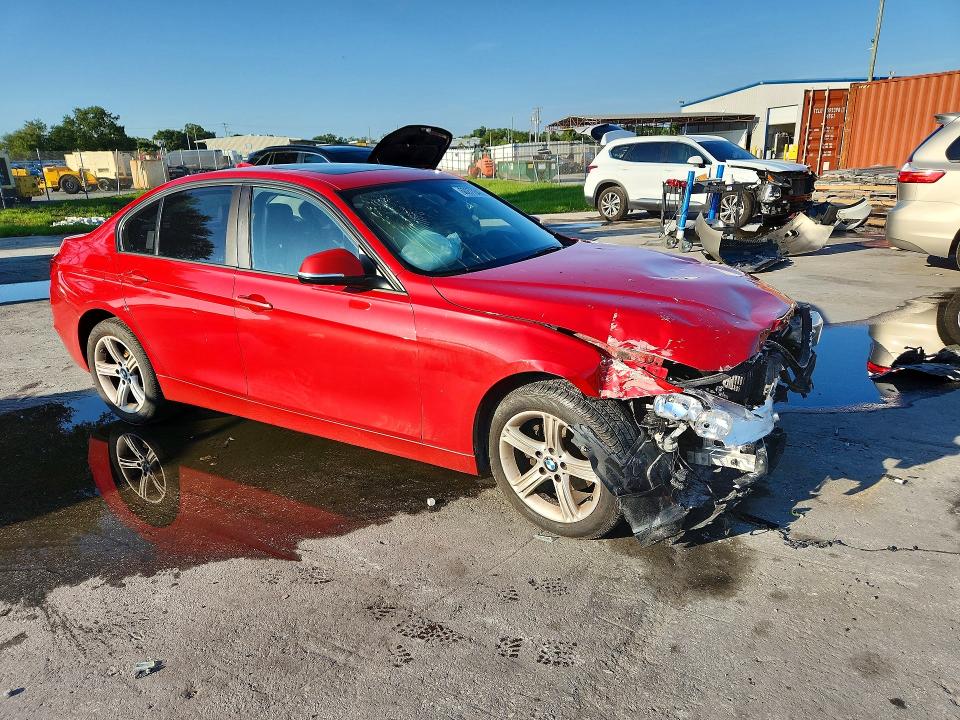 2015 BMW 3er VIN WBA3B3G58FNR87711 COPART salvage auction — FRONT END, FL - CERT OF TITLE SLVG REBUILDABLE, sold $10 on 2026-07-21 (photo 4)