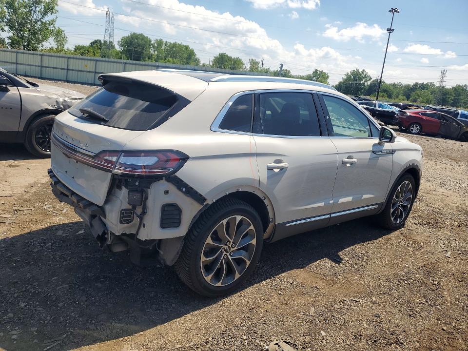 2021 Lincoln Nautilus VIN 2LMPJ8KP8MBL18456 COPART salvage auction — REAR END, Mi - Certificate Of Title, sold $14,600 on 2026-07-17 (photo 3)