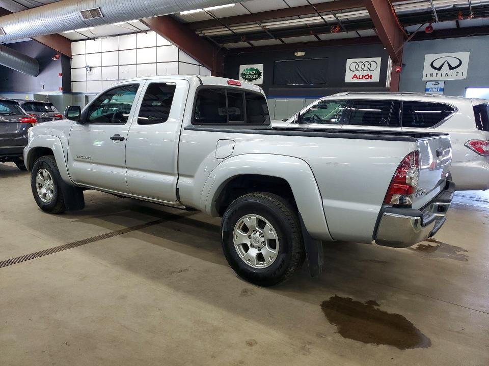 2013 Toyota Tacoma VIN 5TFUX4EN4DX018300 COPART salvage auction — MINOR DENT/SCRATCHES, MT - CERTIFICATE OF TITLE (P), sold $7,400 on 2026-07-27 (photo 2)