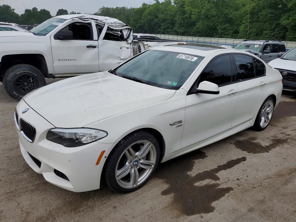 2011 BMW 5er VIN WBAFU7C58BDU55959 COPART salvage auction — ROOF, Pa - Certificate Of Salvage, sold $200 on 2026-07-30 (photo 1)