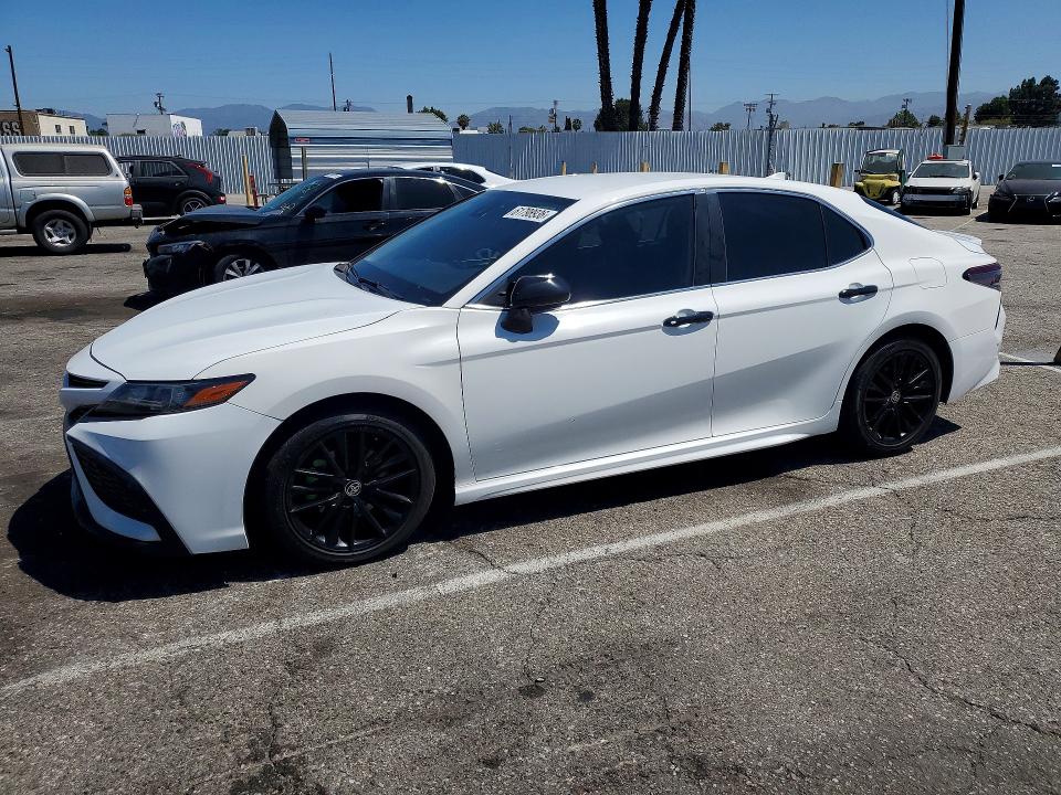 2021 Toyota Camry VIN 4T1G11AK2MU514685 — COPART salvage auction photo