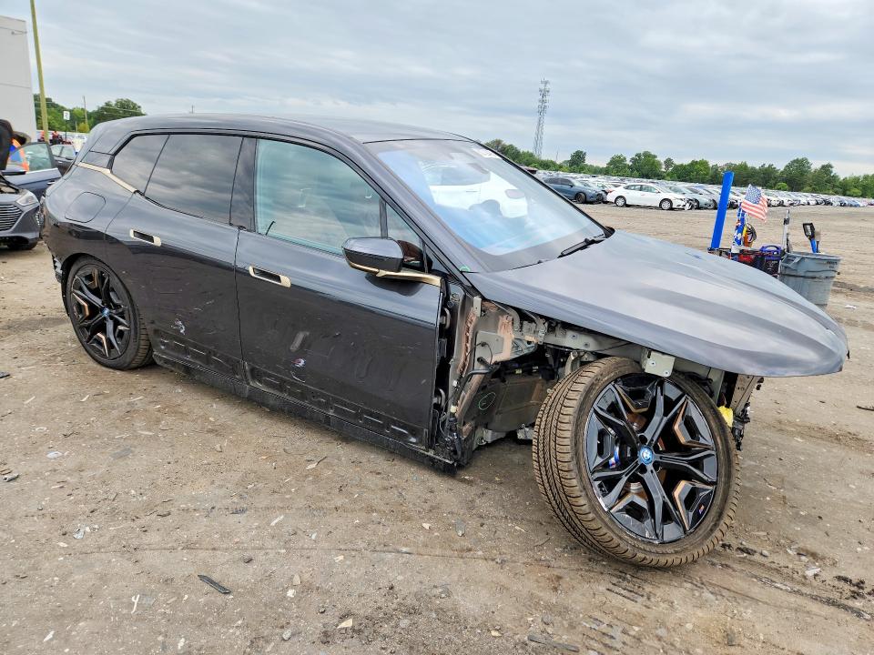 2023 BMW Ix VIN WB533CF07PCL97823 COPART salvage auction — FRONT END, Va - Cert Of Title - Salvage, sold $23,000 on 2026-08-12 (photo 4)