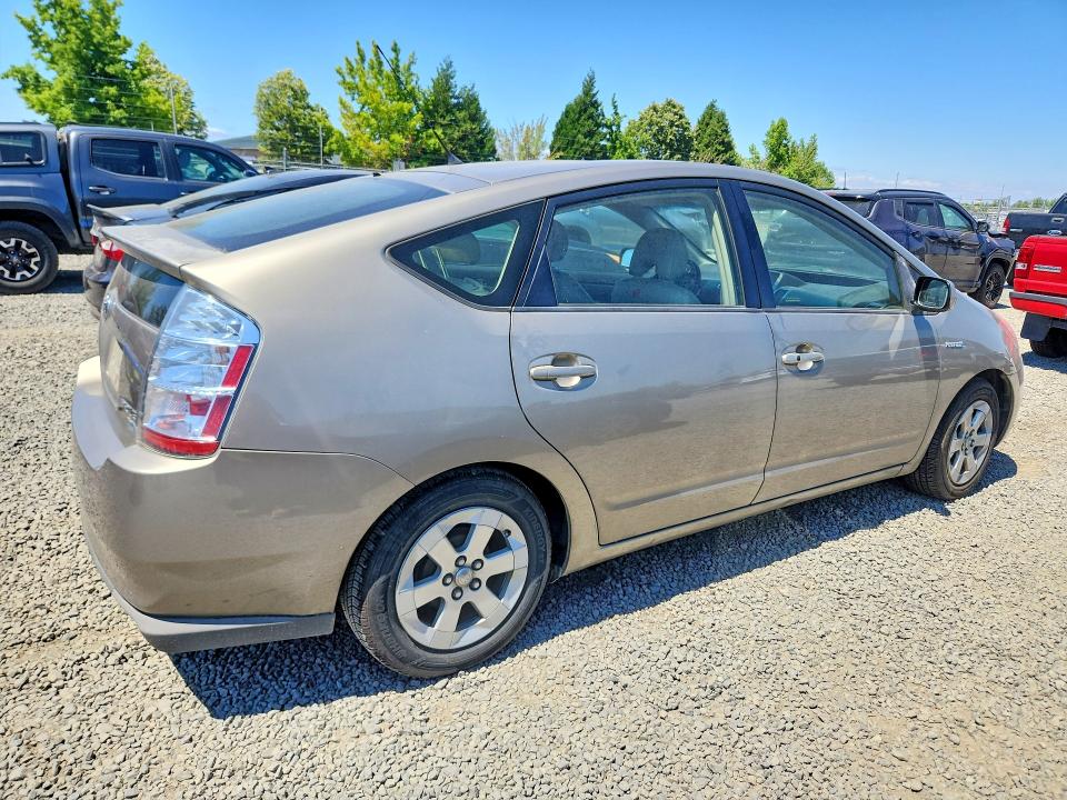 2007 Toyota Prius VIN JTDKB20U177686195 COPART salvage auction — MECHANICAL, Or - Certificate Of Title, sold $350 on 2026-07-28 (photo 3)