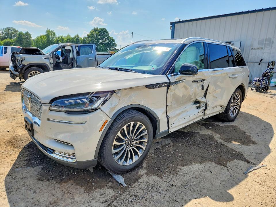 2021 Lincoln Aviator VIN 5LM5J7WC3MGL12364 COPART salvage auction — SIDE, La - Cert Of Title-Salvage, sold $7,100 on 2026-07-30 (photo 1)