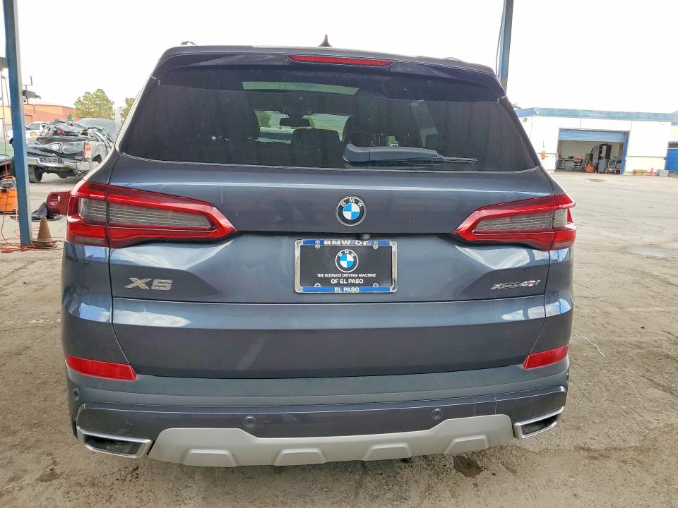 2019 BMW X5 VIN 5UXCR6C54KLK85122 COPART salvage auction — MINOR DENT/SCRATCHES, TX - CERTIFICATE OF TITLE (P), sold $17,800 on 2026-08-03 (photo 6)