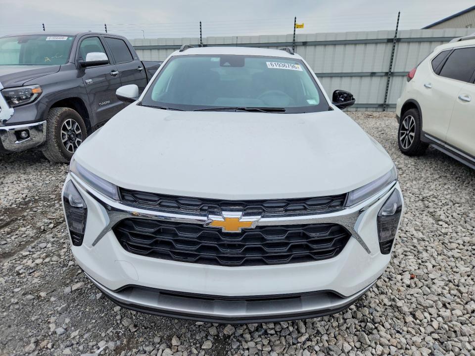 2026 Chevrolet Trax VIN KL77LHEP7TC191233 COPART salvage auction — SIDE, Salvage Title, sold $0 on 2026-10-02 (photo 5)