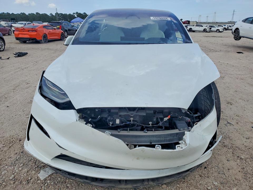 2022 Tesla Model x VIN 7SAXCBE62NF341412 COPART salvage auction — FRONT END, Tx - Salvage Vehicle Title, sold $20,300 on 2026-08-21 (photo 5)