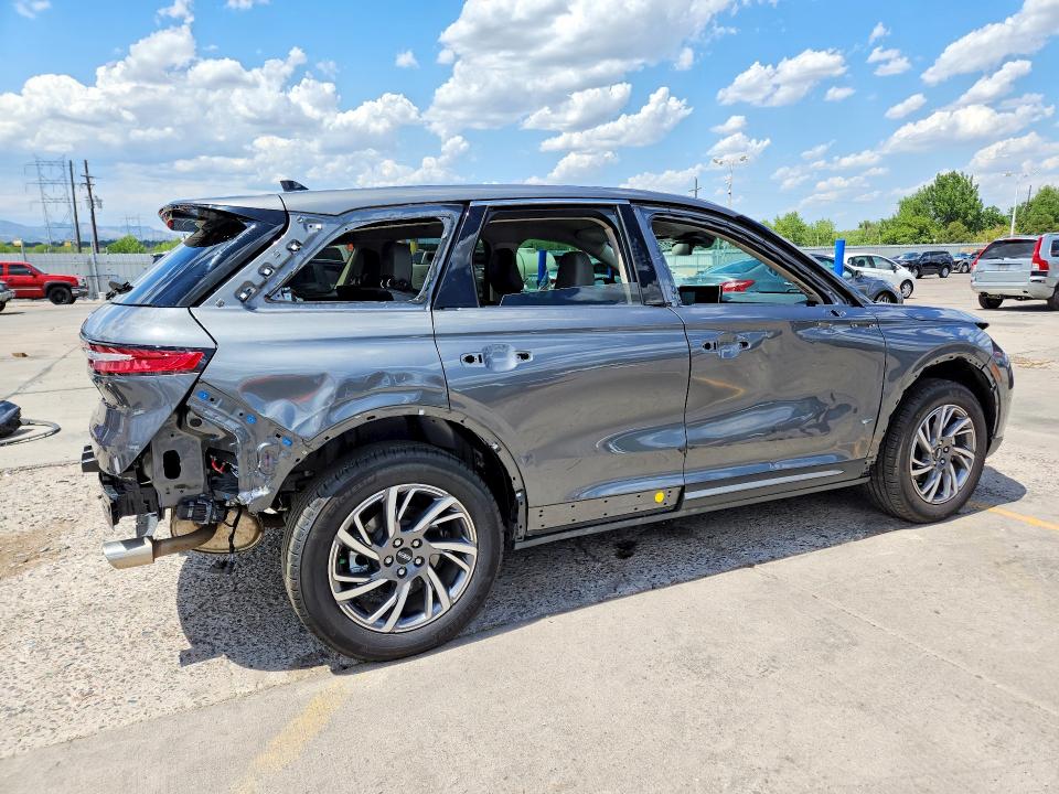 2024 Lincoln Corsair VIN 5LMCJ1DA2RUL22687 COPART salvage auction — REAR END, Co - Public - Salvage Title, sold $11,200 on 2026-08-31 (photo 3)