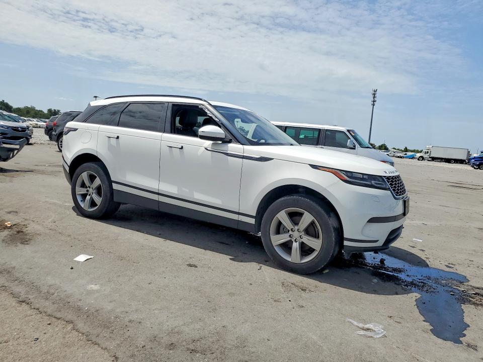 2018 Land rover Range rover velar VIN SALYB2RNXJA733149 COPART salvage auction — STRIPPED, Mi - Certificate Of Title (P), sold $2,100 on 2026-07-29 (photo 4)